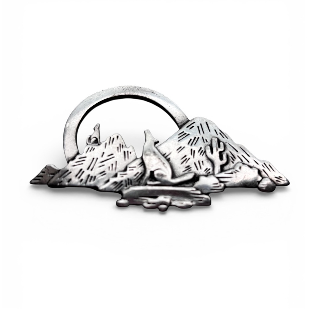 Vintage‎ JJ Wolves Coyotes Howling At The Moon Brooch Pin Jonette Jewelry